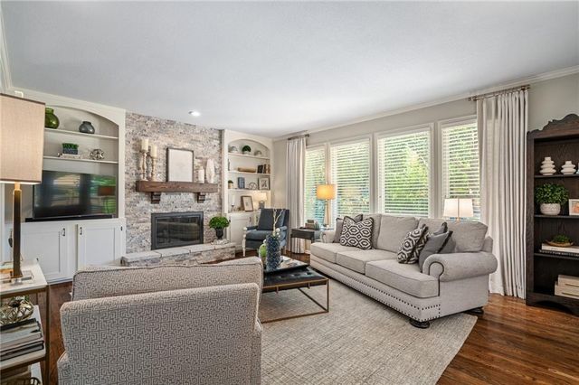 12814 Reeder Street, Overland Park, KS 66213