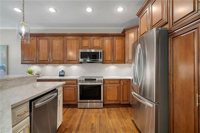 12814 Reeder Street, Overland Park, KS 66213