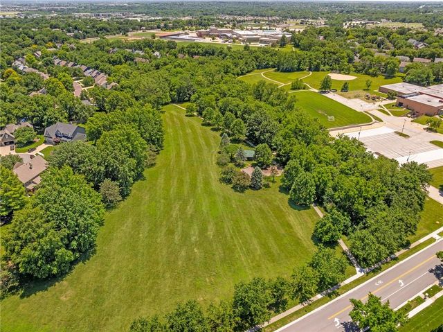 12814 Reeder Street, Overland Park, KS 66213