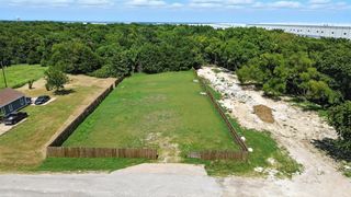 4214 Elkins Avenue, Lancaster, TX 75134