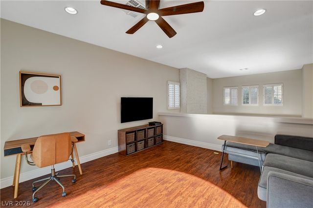 517 Tuscany View Street, Las Vegas, NV 89145