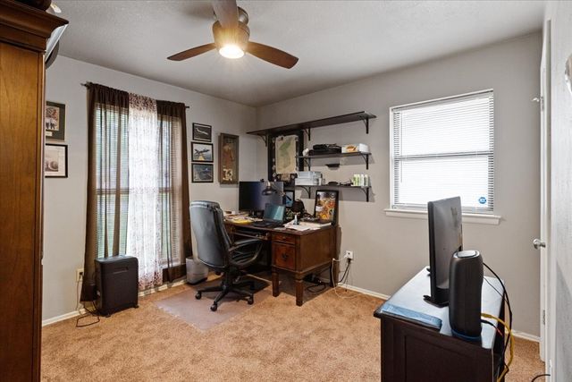 1025 Livingston Drive, Hurst, TX 76053