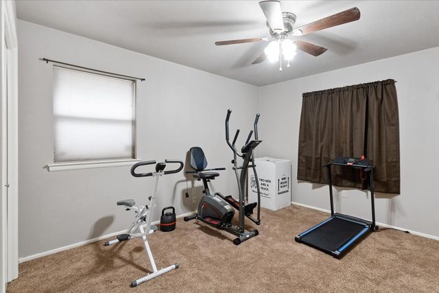 1025 Livingston Drive, Hurst, TX 76053