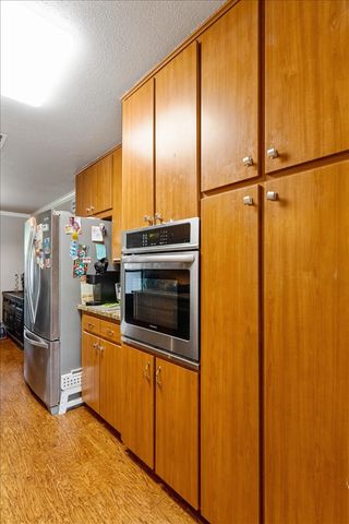 1025 Livingston Drive, Hurst, TX 76053