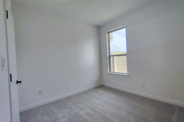 1832 Spring Mountain CV, Georgetown, TX 78628