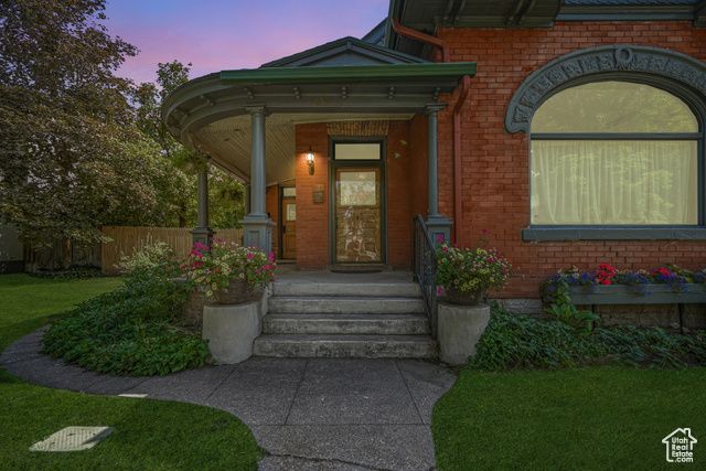 230 W CENTER ST, Logan, UT 84321