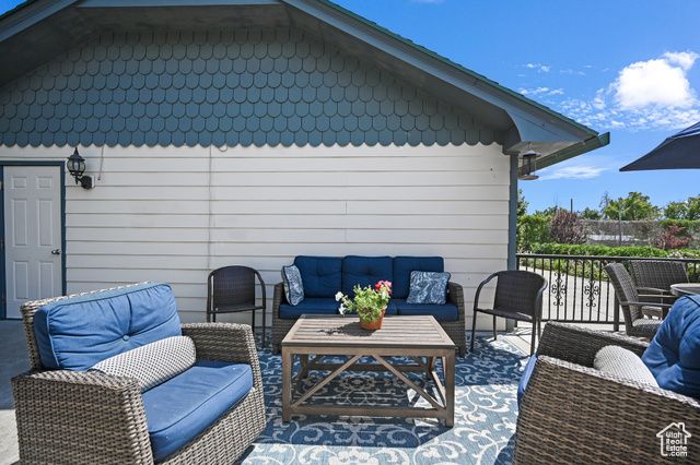 230 W CENTER ST, Logan, UT 84321