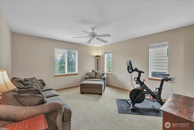 24606 232nd Place, Maple Valley, WA 98038