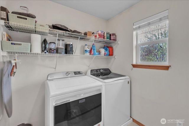 24606 232nd Place, Maple Valley, WA 98038