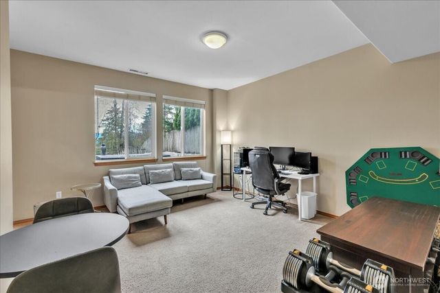 24606 232nd Place, Maple Valley, WA 98038