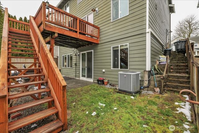 24606 232nd Place, Maple Valley, WA 98038