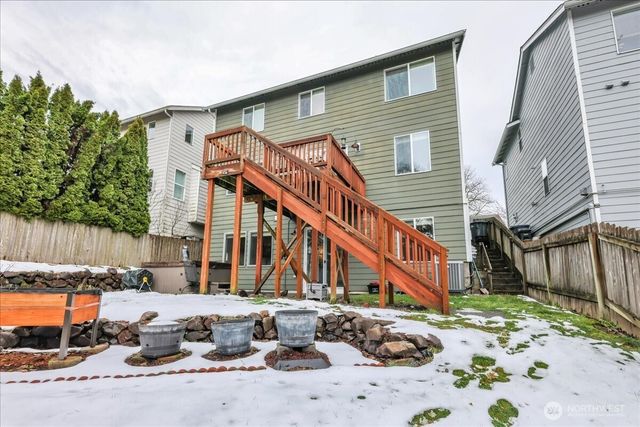 24606 232nd Place, Maple Valley, WA 98038