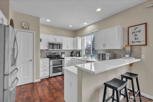 24606 232nd Place, Maple Valley, WA 98038