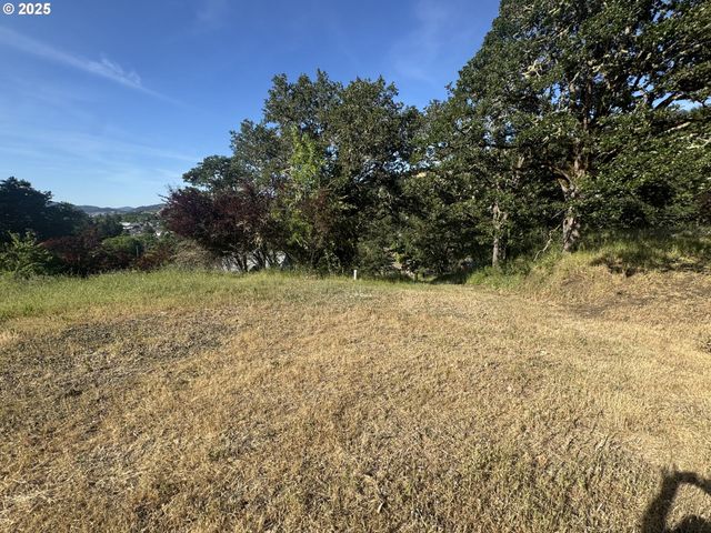 0 Se KANE St, Roseburg, OR 97470