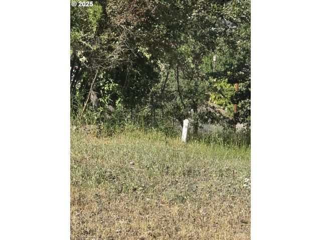 0 Se KANE St, Roseburg, OR 97470