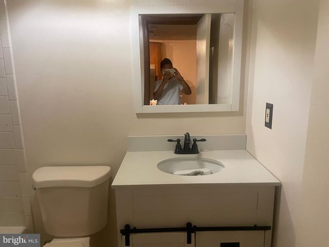 9723 53RD AVE, College Park, MD 20740