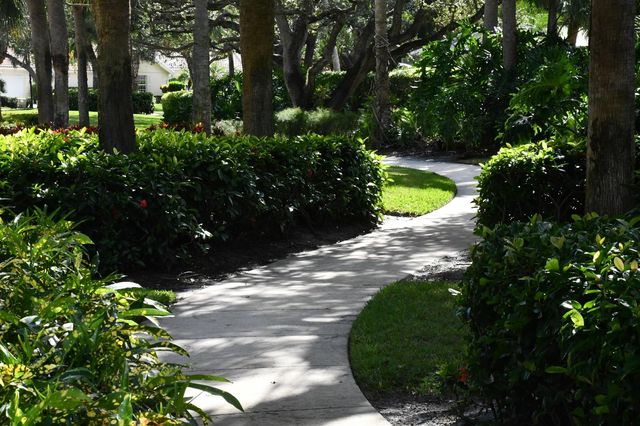447 Kelsey Park Drive, Palm Beach Gardens, FL 33410