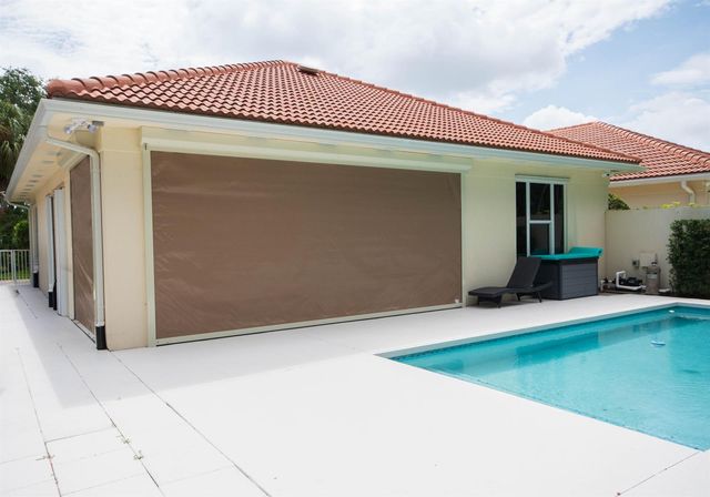 447 Kelsey Park Drive, Palm Beach Gardens, FL 33410