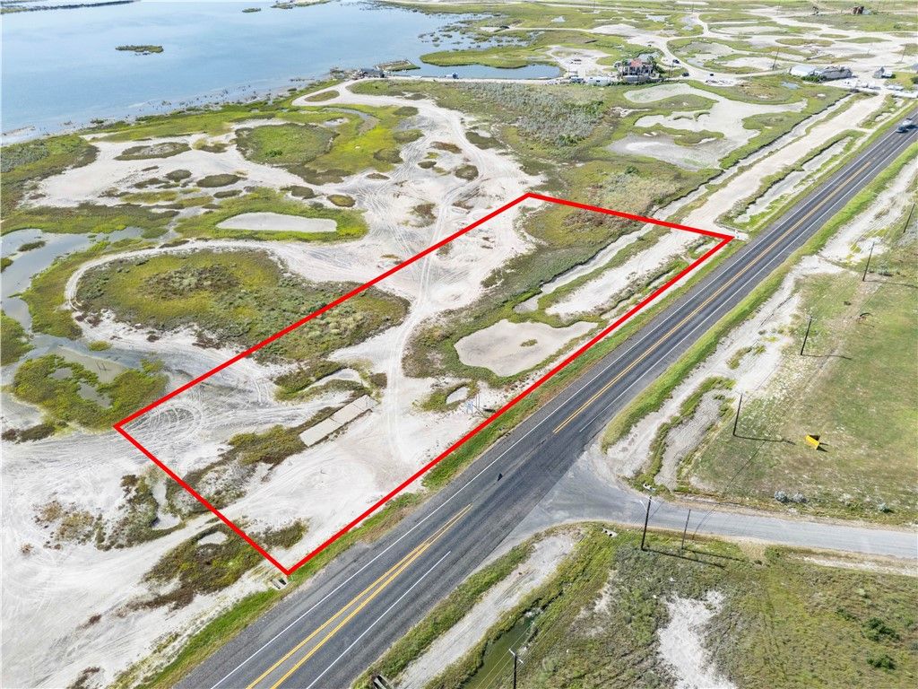 3312 HWY 35 S, Rockport, TX 78382 — exterior