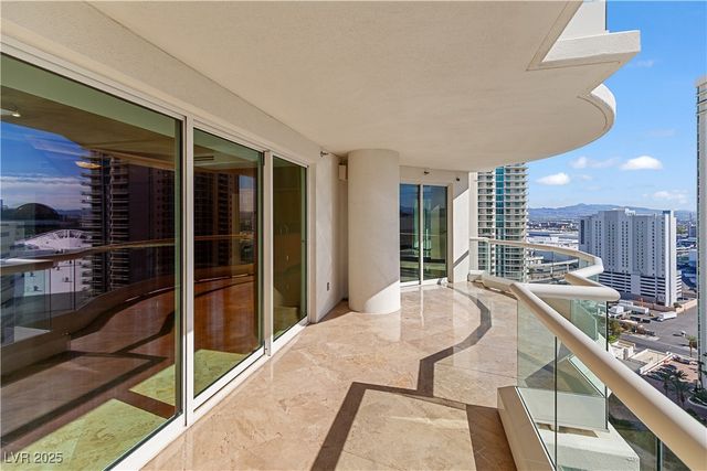 2747 Paradise Road 2301, Las Vegas, NV 89109