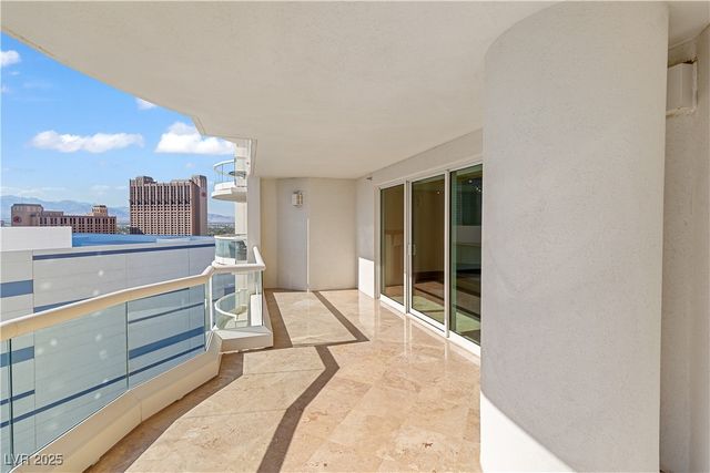 2747 Paradise Road 2301, Las Vegas, NV 89109