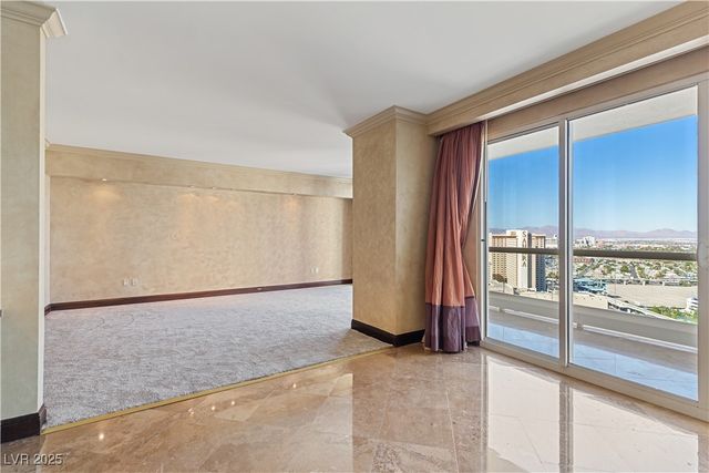 2747 Paradise Road 2301, Las Vegas, NV 89109