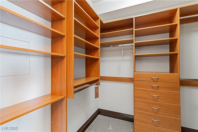 2747 Paradise Road 2301, Las Vegas, NV 89109