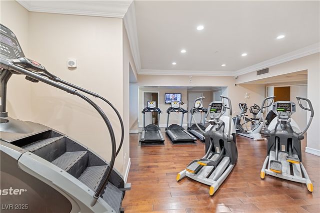 2747 Paradise Road 2301, Las Vegas, NV 89109