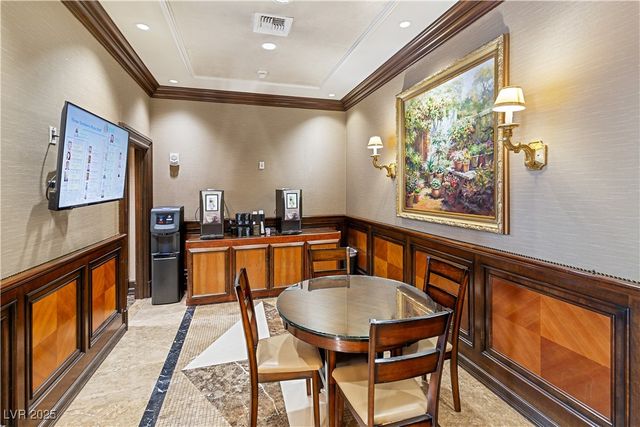 2747 Paradise Road 2301, Las Vegas, NV 89109