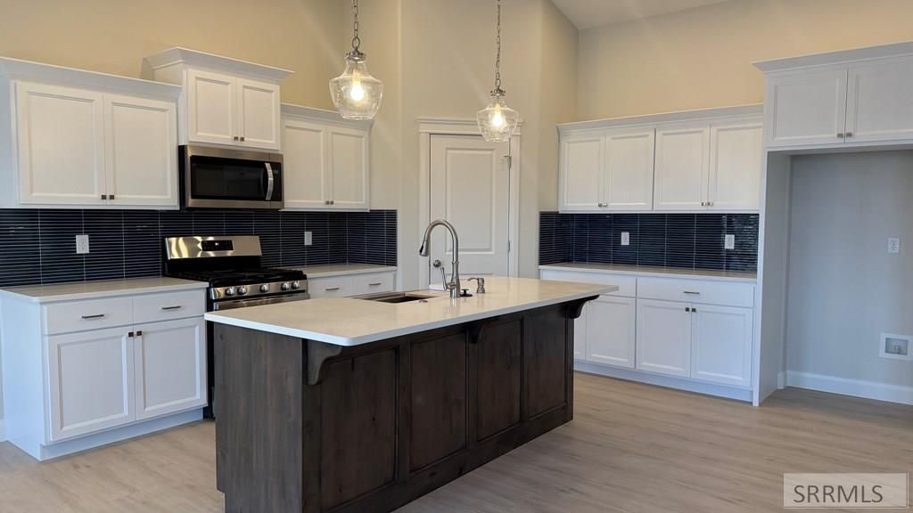 Image 12 of property listing at 1373 Stone Drive, Rexburg, ID 83440