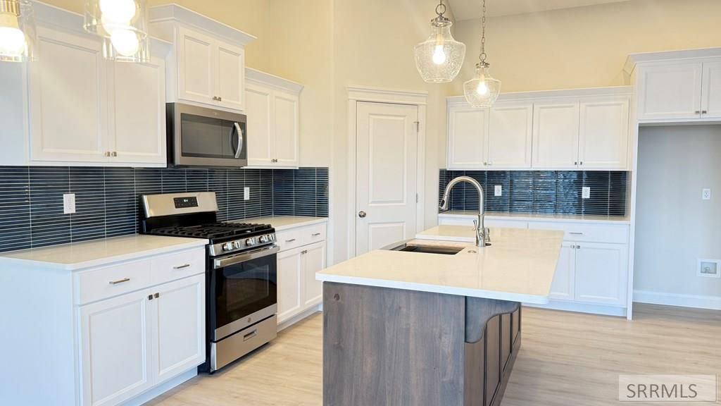 Image 14 of property listing at 1373 Stone Drive, Rexburg, ID 83440