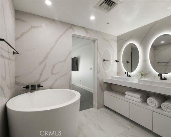 3131 Michelson 1607, Irvine, CA 92612