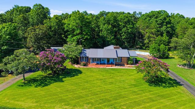 828 Ferry Road, Forest City, NC 28043