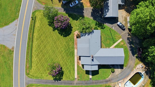 828 Ferry Road, Forest City, NC 28043