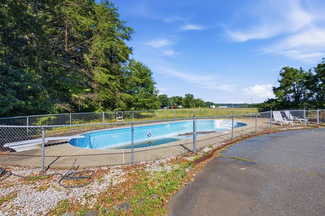828 Ferry Road, Forest City, NC 28043
