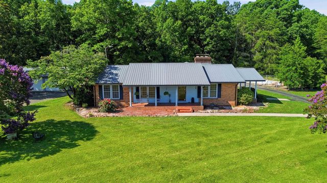 828 Ferry Road, Forest City, NC 28043