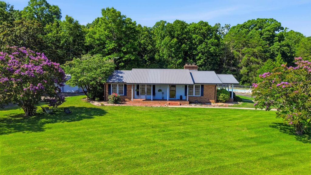 828 Ferry Road, Forest City, NC 28043