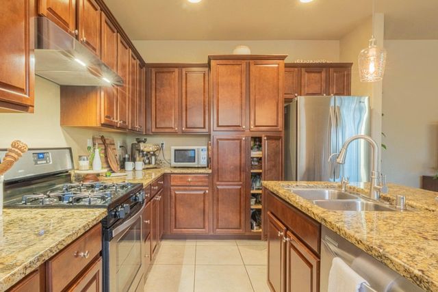 1581 Panorama Drive, Hollister, CA 95023