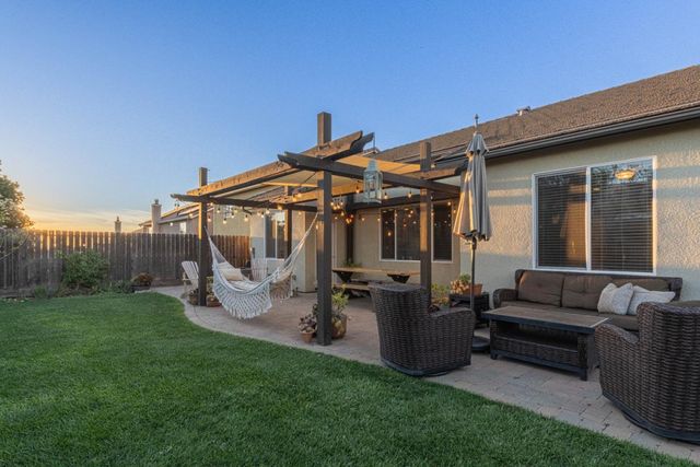 1581 Panorama Drive, Hollister, CA 95023