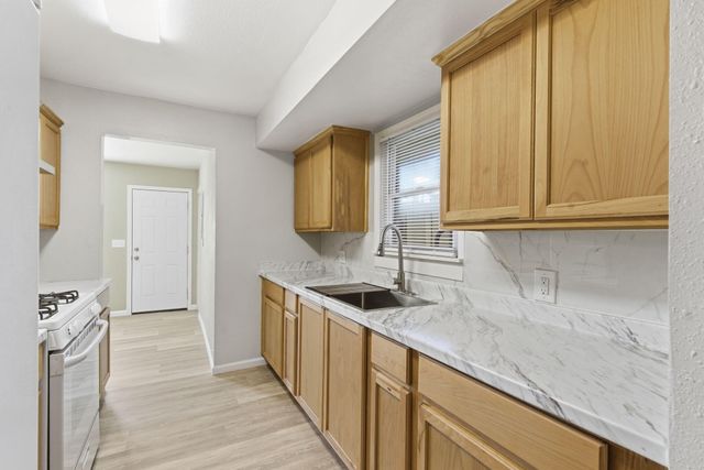 1259 S Ferguson Avenue, Springfield, MO 65807