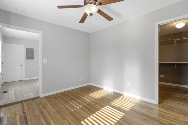 1259 S Ferguson Avenue, Springfield, MO 65807