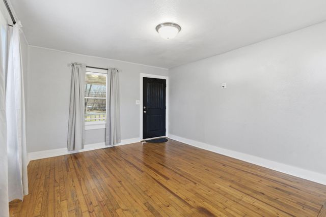 1259 S Ferguson Avenue, Springfield, MO 65807