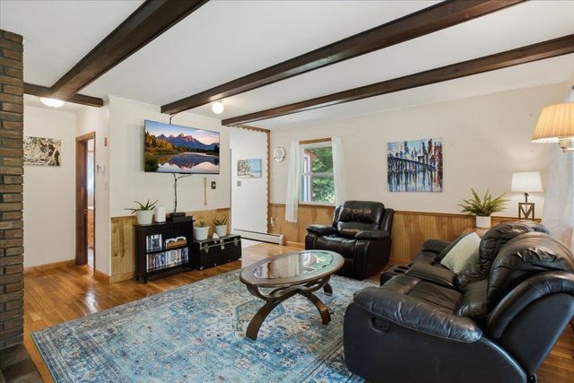 2867 Chapel Road, Bennington, VT 05201