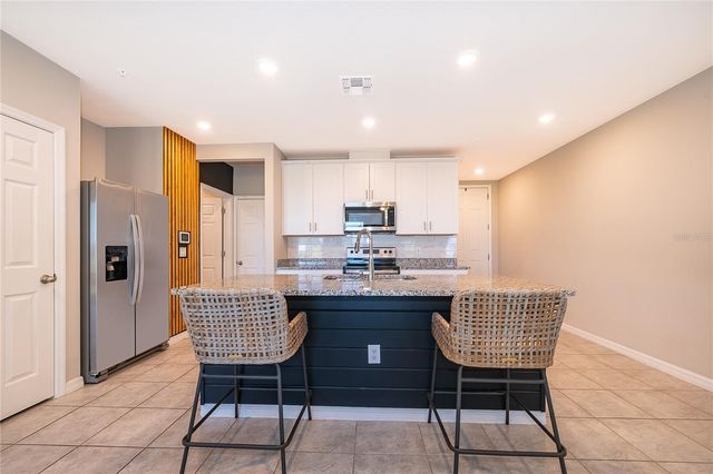 963 ROBIN HOLLY STREET, Ocoee, FL 34761