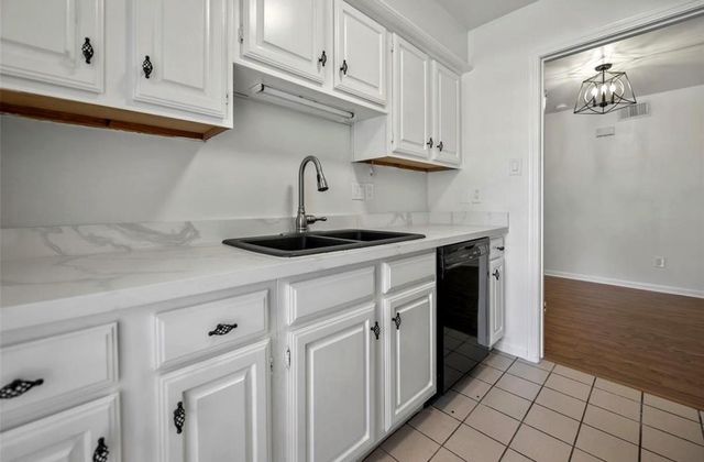 1311 Antoine Drive 211, Houston, TX 77055