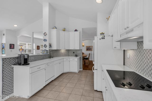 54 Eleanor Road, Manchester, NJ 08759