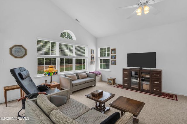 54 Eleanor Road, Manchester, NJ 08759