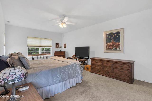 54 Eleanor Road, Manchester, NJ 08759