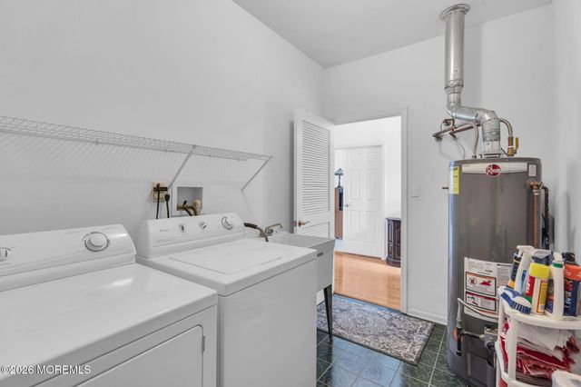 54 Eleanor Road, Manchester, NJ 08759