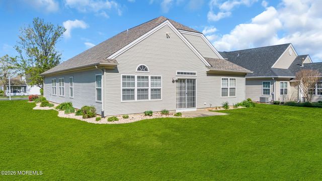 54 Eleanor Road, Manchester, NJ 08759